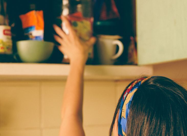 Ordnung in der Küche halten: Wie gelingt ein gutes Ordnungssystem im Alltag?